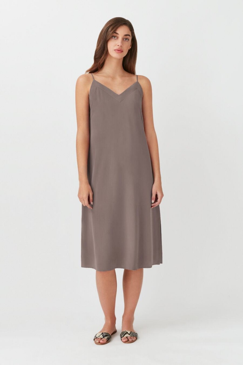 Vestido Cuyana Silk Slip Mujer Marrones Claro | DMX7736US